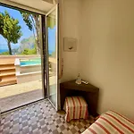 Dei Galli - Via Tragara Villa